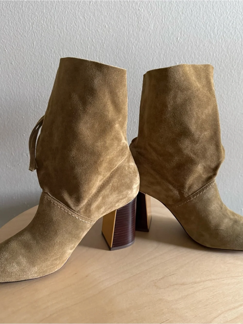 Tory Burch Gigi Slouchy Ankle Suede Boots Size 9.5 Boho Tan
